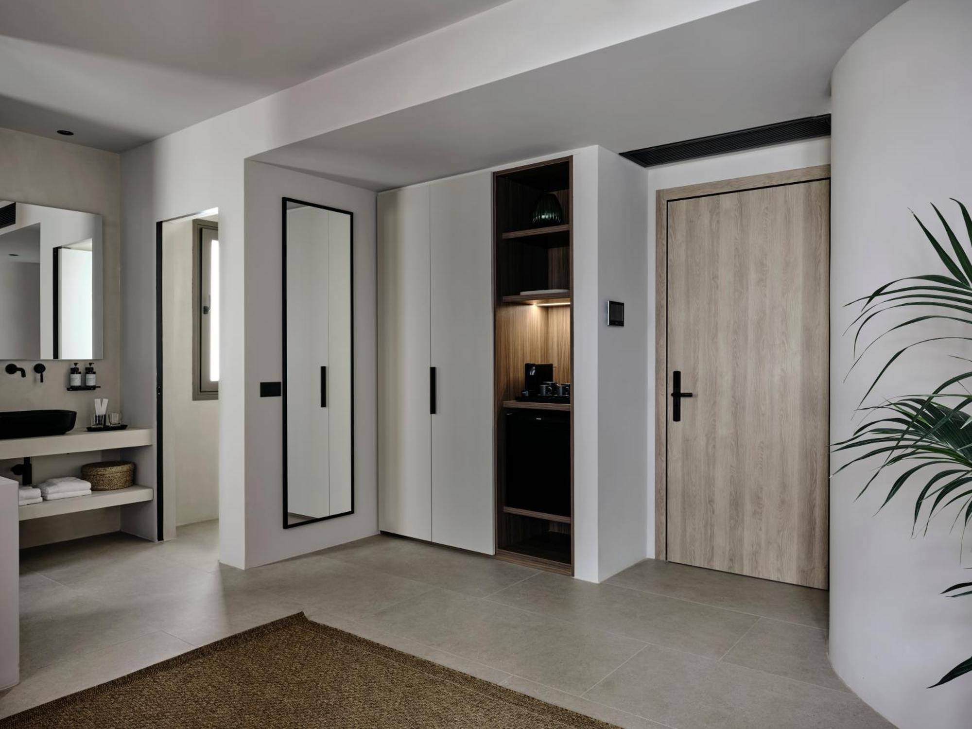 Bond Smart Living Suites Athens Exterior photo