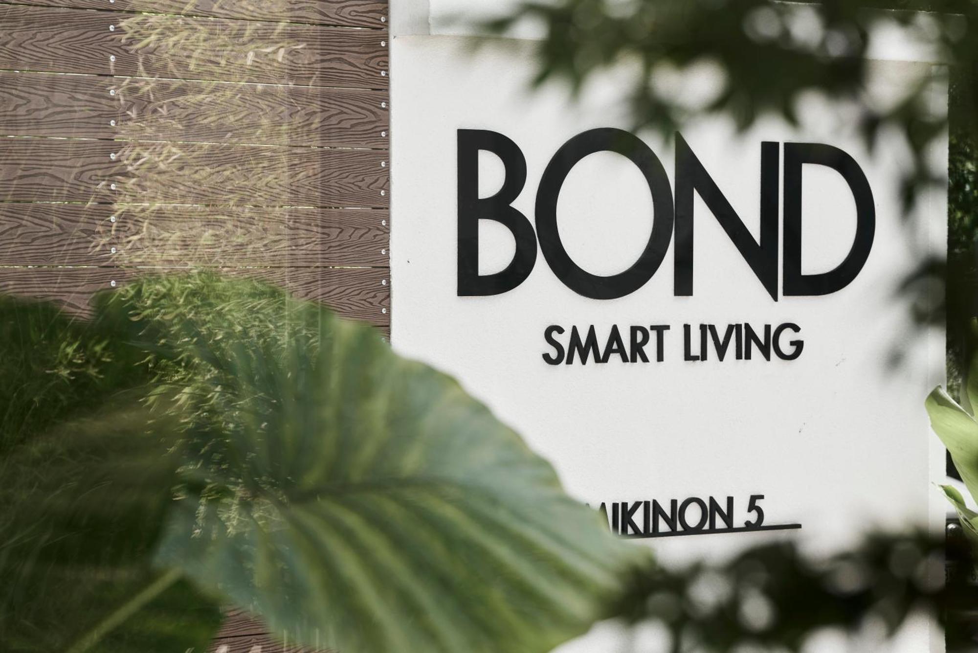 Bond Smart Living Suites Athens Exterior photo