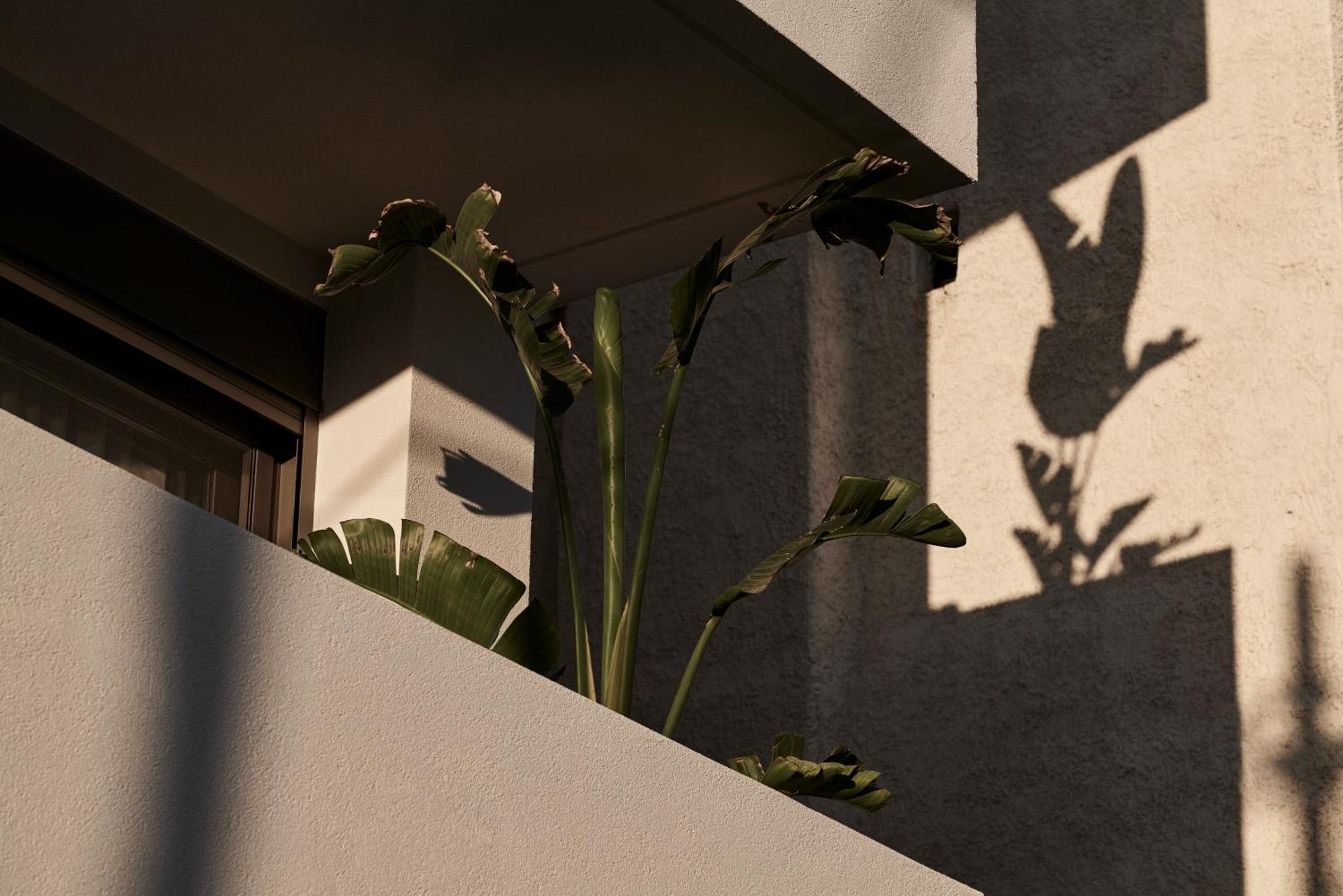 Bond Smart Living Suites Athens Exterior photo