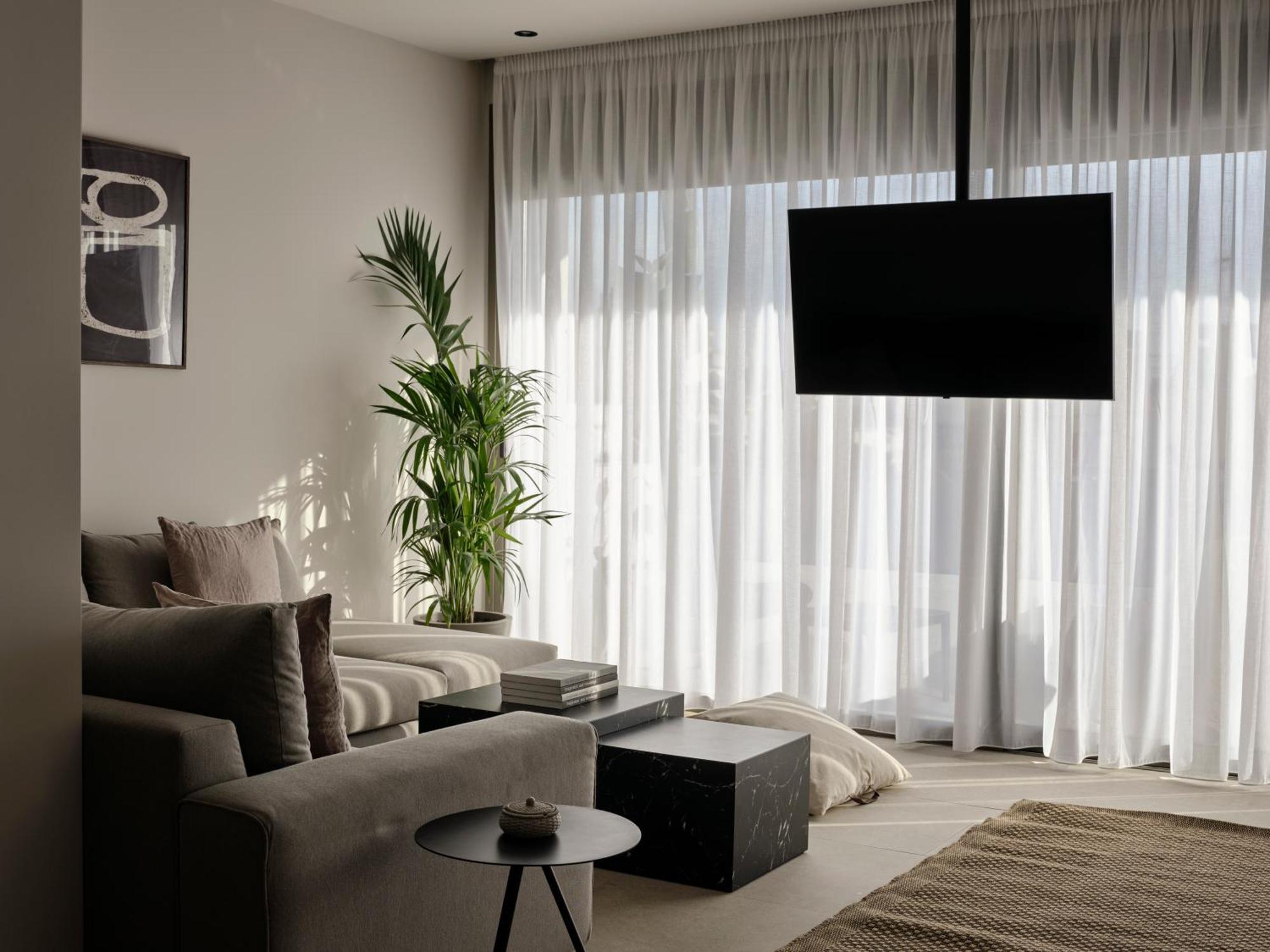 Bond Smart Living Suites Athens Exterior photo